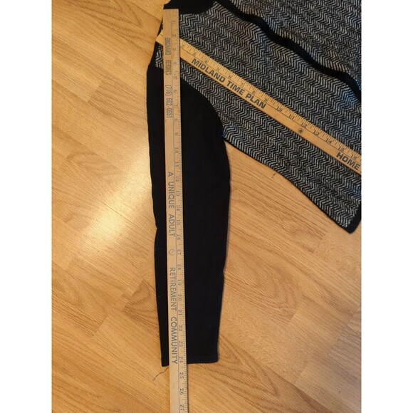 Lord & Taylor Cardigan Sweater Womens Petite Large Black White Full Zip Wool - Picture 3 of 8